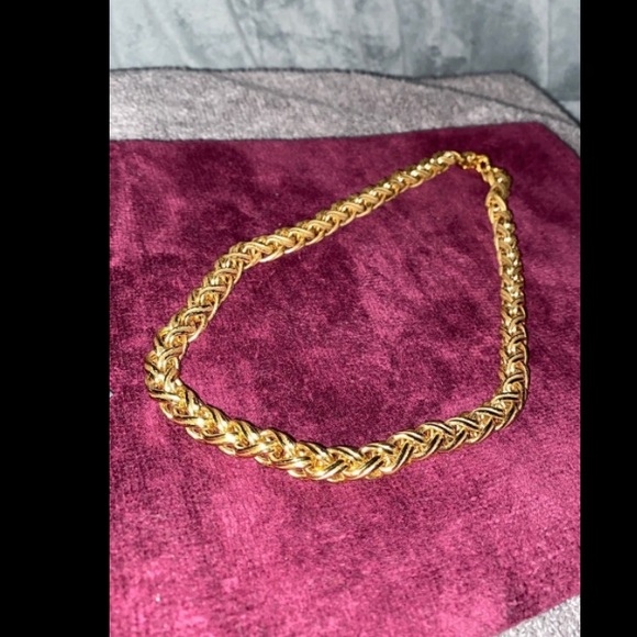 Dillards Nickel-Free Gold Braided Necklace/Matching Earings [Museum Collection] - Picture 4 of 8